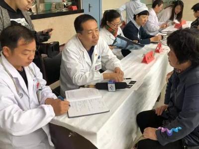 &ldquo;醫(yī)聯(lián)體&rdquo;建設(shè)出實(shí)招,他們連續(xù)三年把省級(jí)繼續(xù)教育項(xiàng)目送到基層醫(yī)院